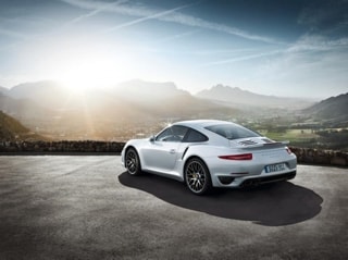 Porsche 911 (Μέρος 2ο - Υγρόψυκτες)