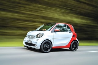 Αποκάλυψη για τα νέα Smart ForTwo & ForFour