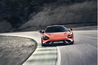 Η υπερδιαγαλαξιακή McLAREN 765LT