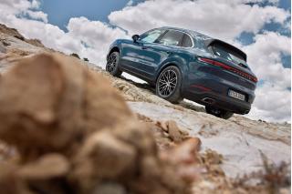 Έρχεται η πιο δυνατή Porsche Cayenne
