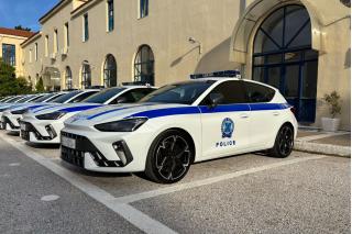 Η Ελληνική αστυνομία εμπλουτίζει το στόλο της με 11 Cupra Leon VZ 300 ίππων