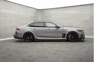 H Mansory εξέλιξε την νέα BMW G90 M5