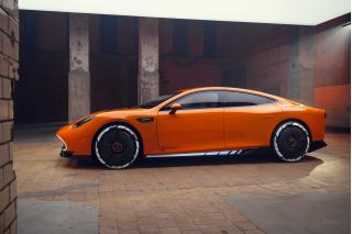 Επίσημο: Αυτή είναι η πρωτότυπη Mercedes-AMG Concept AMG GT XX