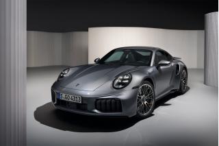 Ισχυρότερη, ταχύτερη και βαρύτερη η νέα Porsche 911 Turbo S