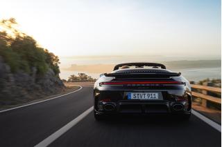 Ισχυρότερη, ταχύτερη και βαρύτερη η νέα Porsche 911 Turbo S