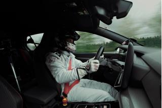 Το επερχόμενο VW Golf GTI Edition 50 σπάει τα ρεκόρ των προκατόχων του στο Nurburgring [+video]