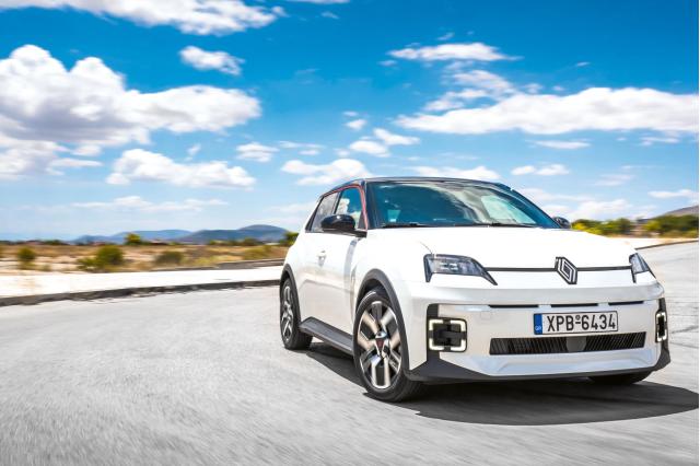 Renault 5 40kWh 120Ps 