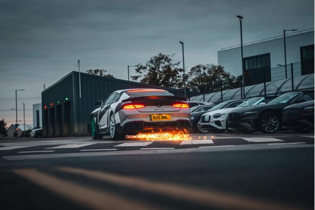 Bentley Supersports: FULL SEND – Ο Travis Pastrana πιέζει στα άκρα το πολυτελές grand tourer 