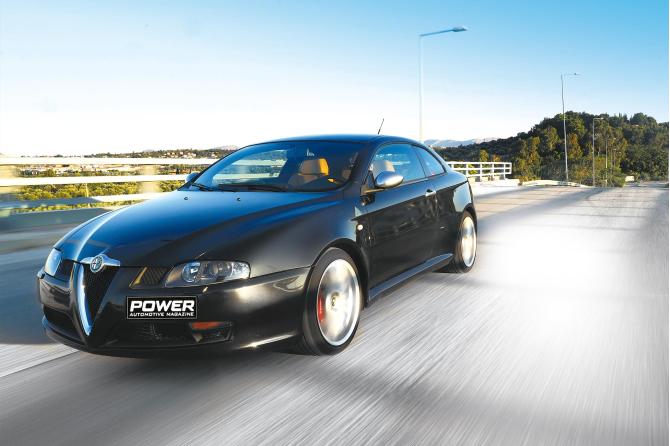 Alfa Romeo GT 1.9JTD 255Ps 