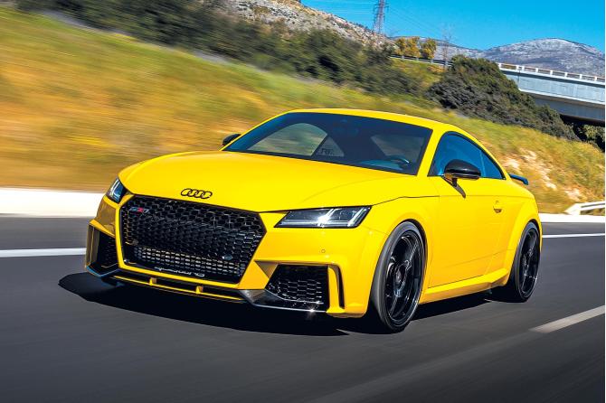 Audi TT-RS 8S 568Ps