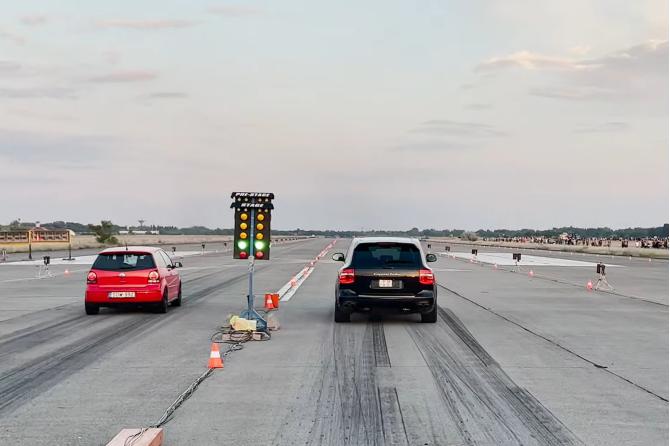 VW Polo GTI VS Porsche Cayenne Turbo