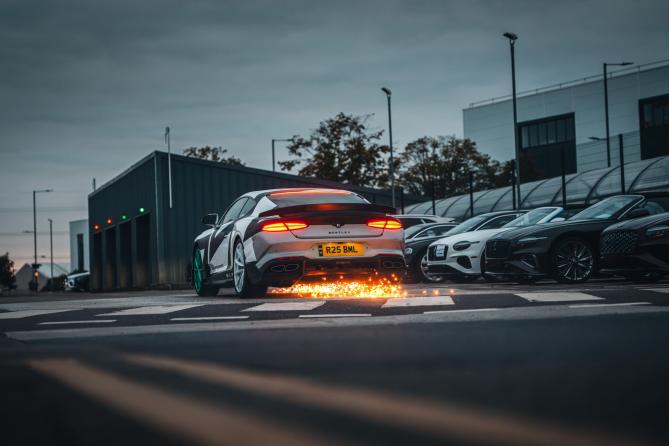 Bentley Supersports: FULL SEND – Ο Travis Pastrana πιέζει στα άκρα το πολυτελές grand tourer 