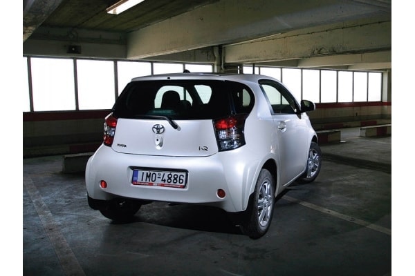 TOYOTA IQ 1.0