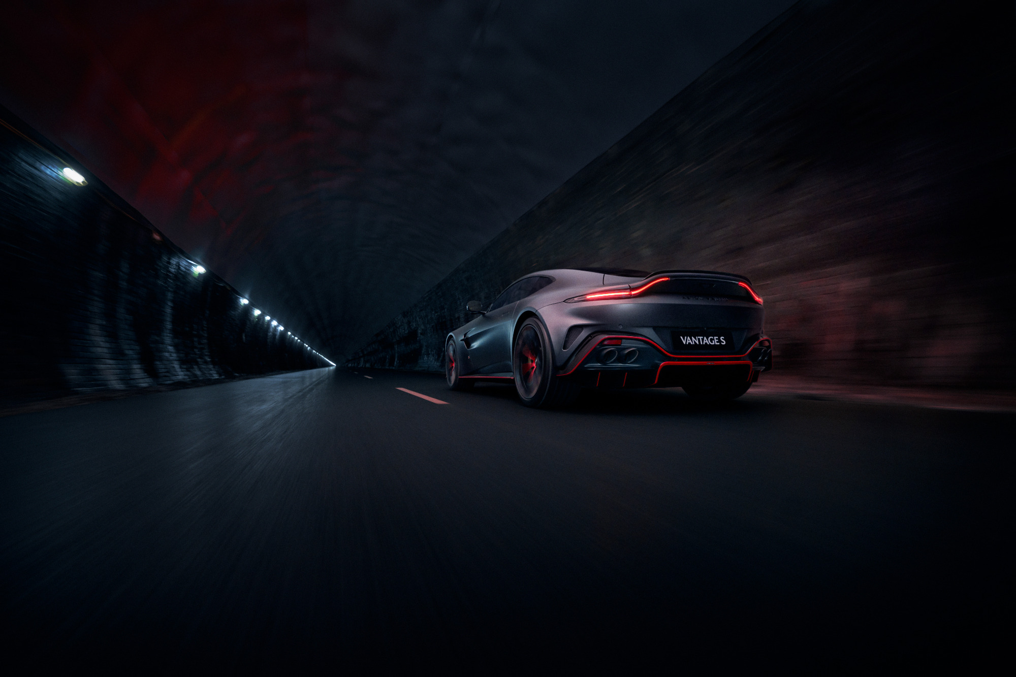 H Vantage S είναι η ισχυρότερη Aston Martin Vantage ever
