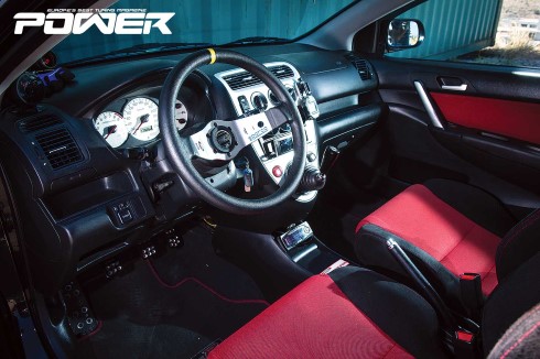 Πού πήγε το CD player αγάπη μου? Χάλασε και το πέταξα!