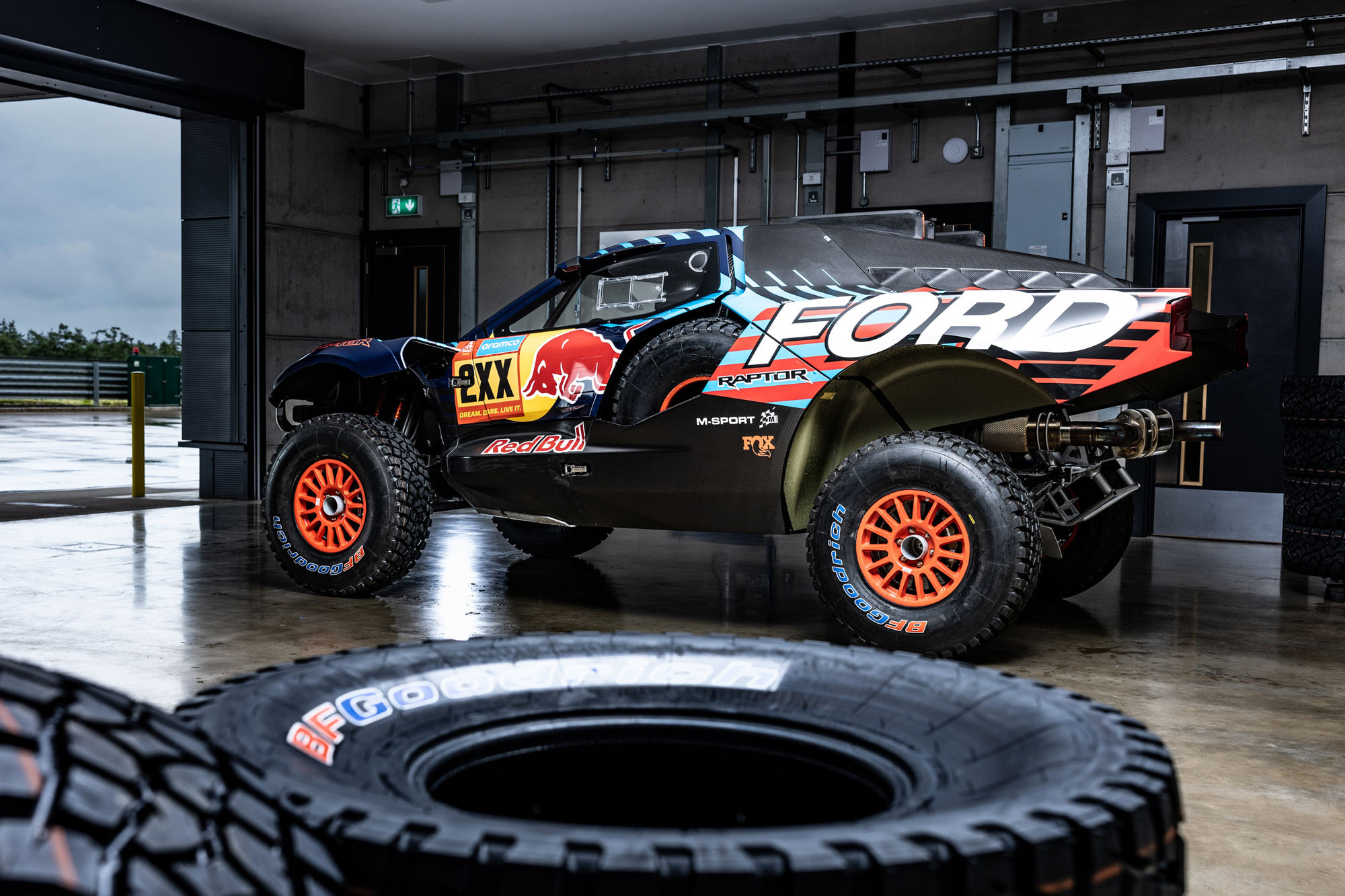 Το νέο Ford Raptor T1+ είναι έτοιμο για τους αγώνες rally raid – και φυσικά για το απαιτητικό Ράλι Ντακάρ.