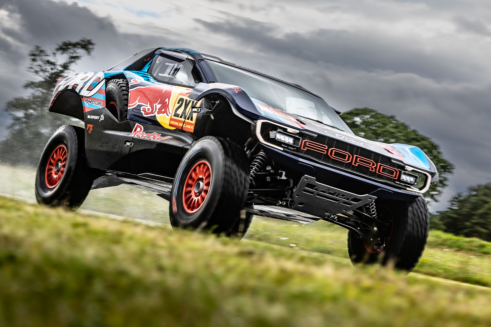Το νέο Ford Raptor T1+ είναι έτοιμο για τους αγώνες rally raid – και φυσικά για το απαιτητικό Ράλι Ντακάρ.