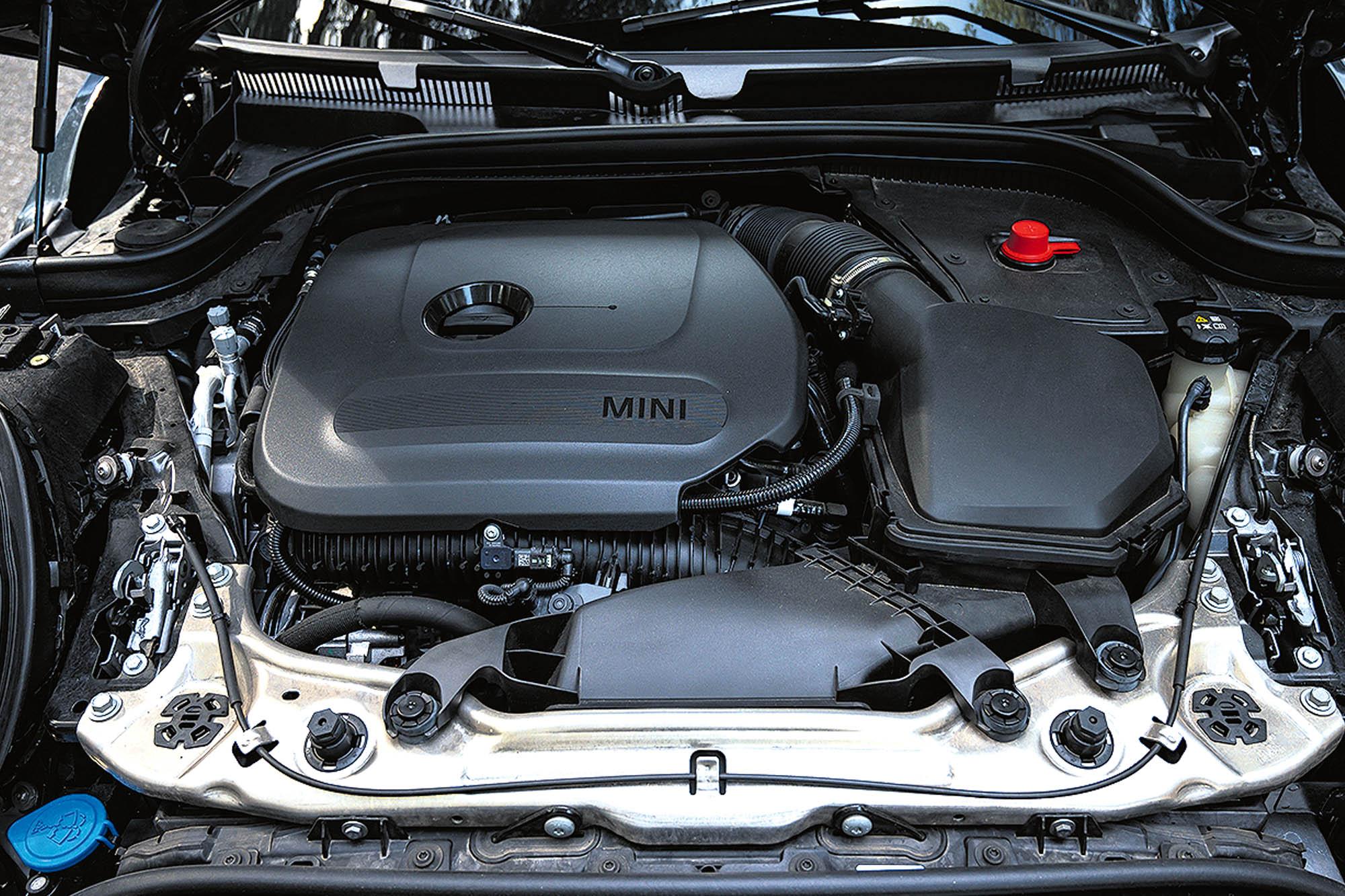 MINI John Cooper Works 231Ps 