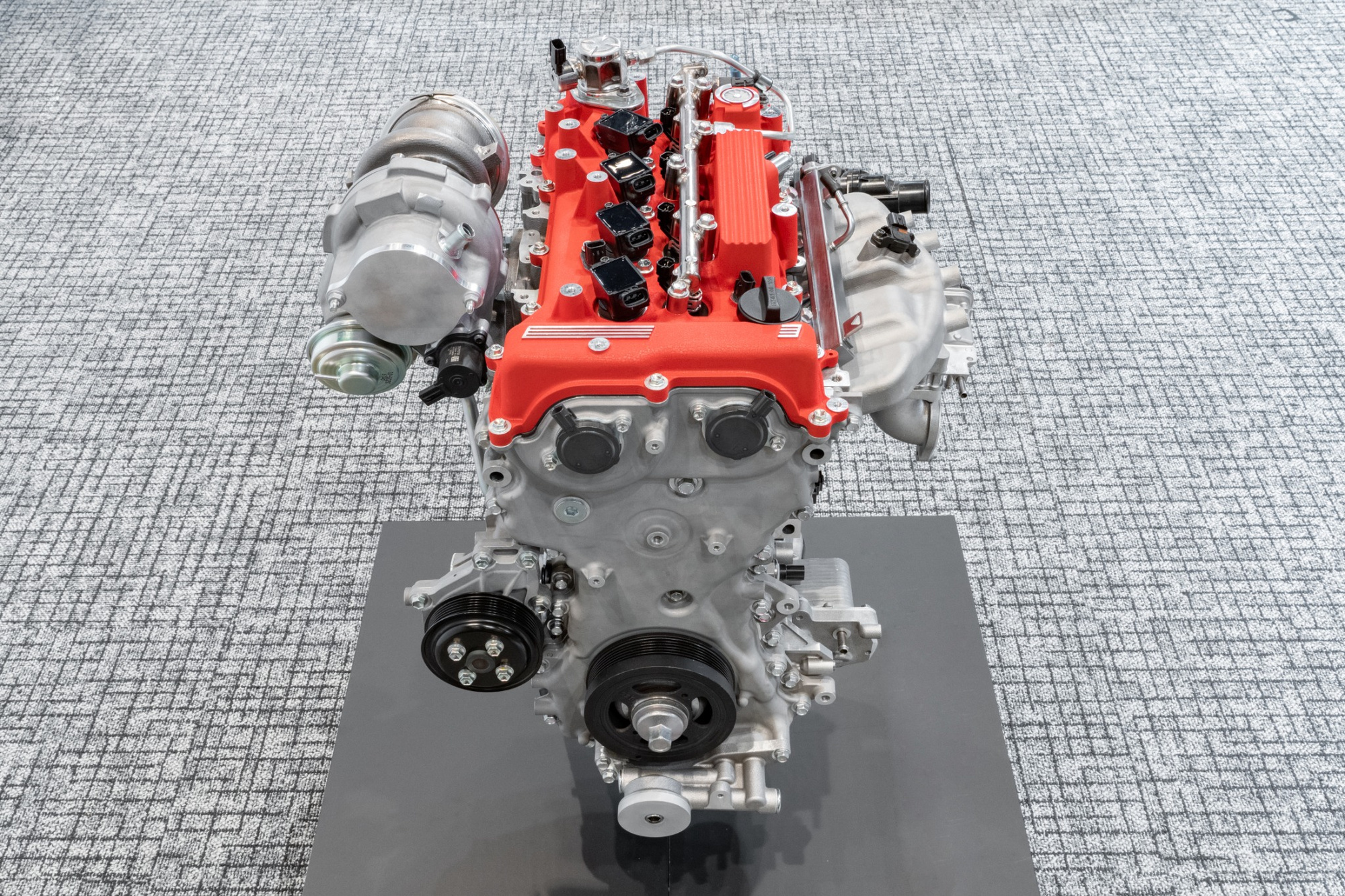 Η Toyota ετοιμάζει νέο σπορ κεντρομήχανο μοντέλο, με ορίζοντα λανσαρίσματος το 2030 