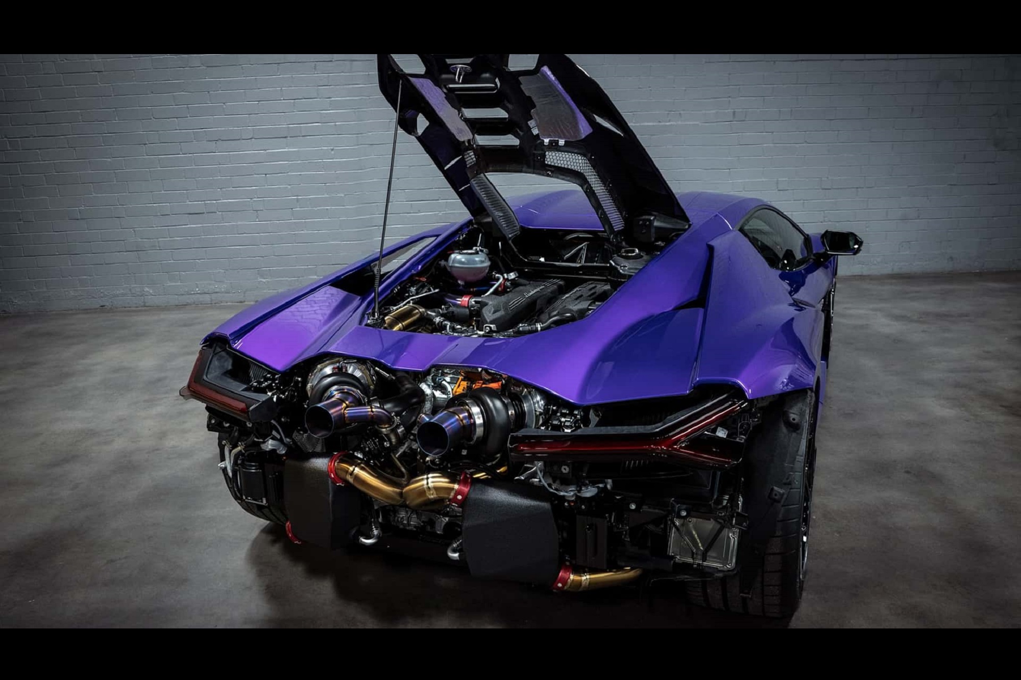 Η πρώτη Lamborghini Revuelto με διπλό τούρμπο